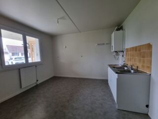  Appartement à louer 2 pièces 67 m²