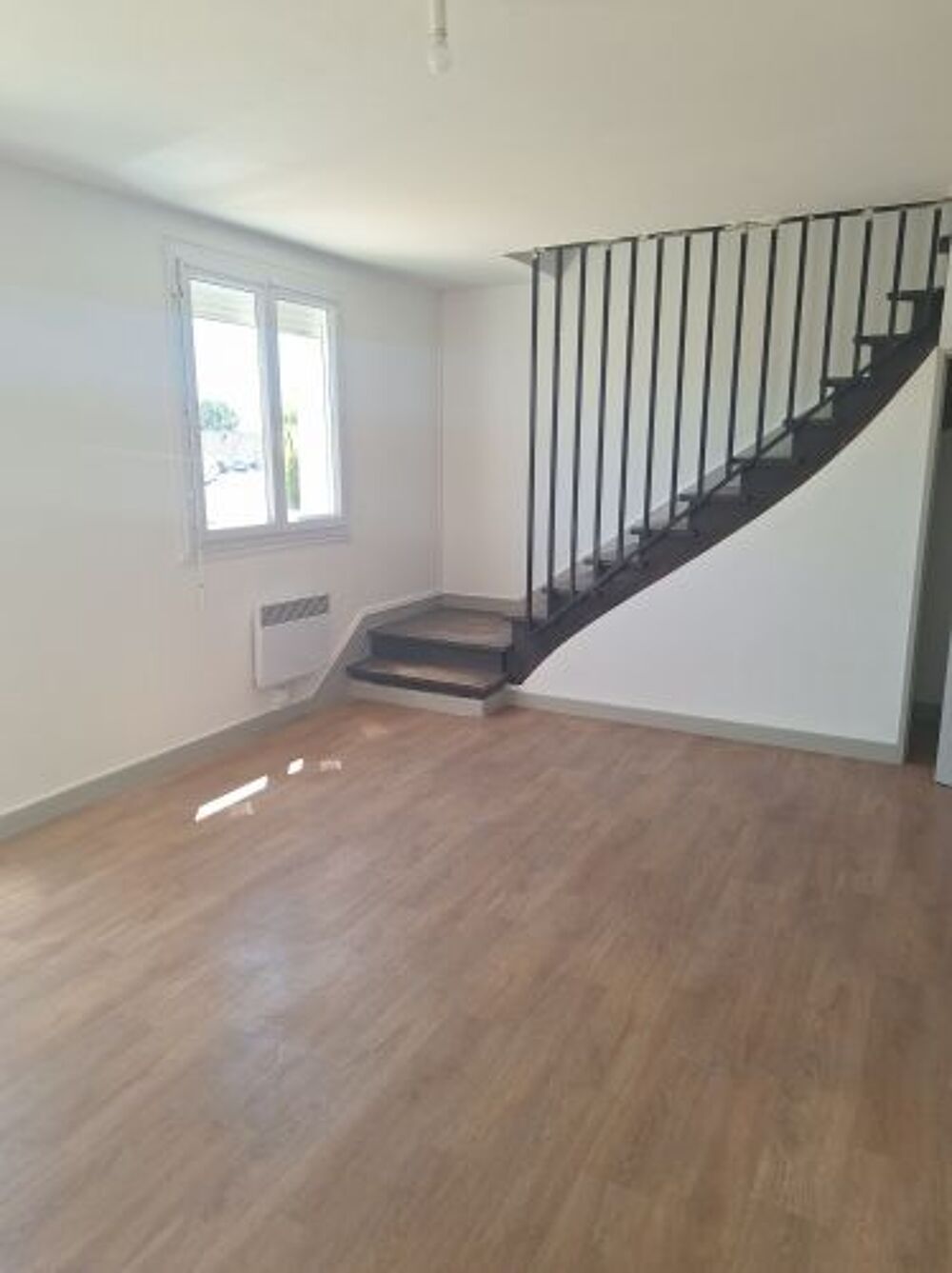 Location Maison Votre agence France Loire de Saint-Amand-Montrond vous propose cet appartement/ cette maison à la location sur la commune de BIG Bigny vallenay