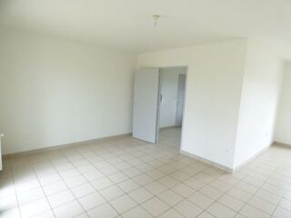  Maison à louer 4 pièces 84 m²
