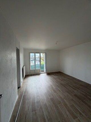  Appartement à louer 2 pièces 56 m²