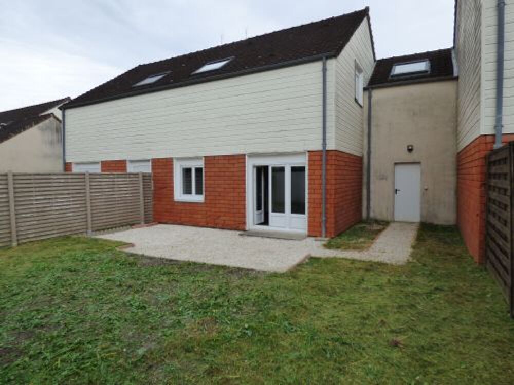 Votre agence France Loire Aubigny S/Nère vous propose ce pavillon à la location sur la commune de Pierrefitte sur Sauldre