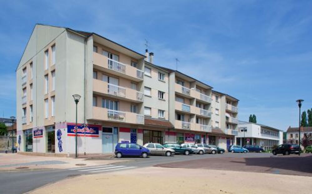 Location Appartement Appartement idéalement situé ! St amand montrond