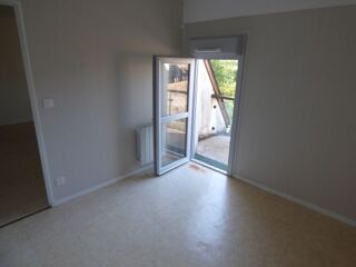  Appartement à louer 3 pièces 63 m²