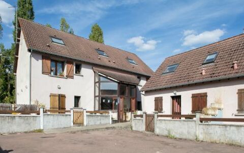   Votre agence France Loire de Saint-Amand-Montrond vous propose cet APPARTEMENT à la location sur la commune de NERONDES Appartement - 2 pièce(s) - 30 m²