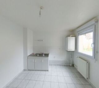  Maison à louer 3 pièces 85 m²