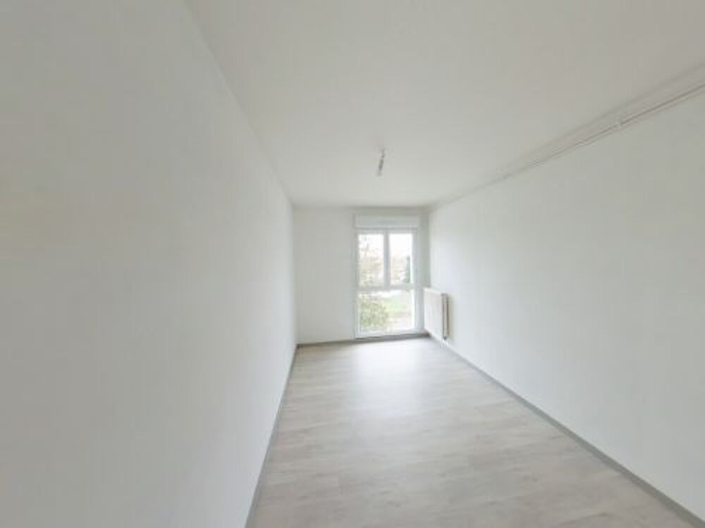 Votre agence France Loire vous propose cet APPARTEMENT à la location sur la commune de SAINT-AMAND-MONTROND