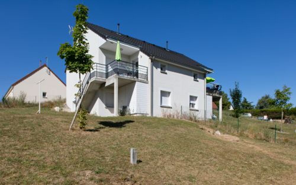 Location Maison Votre agence France Loire de Saint-Amand-Montrond vous propose cette maison à la location sur la commune d'ANNOIX. Annoix