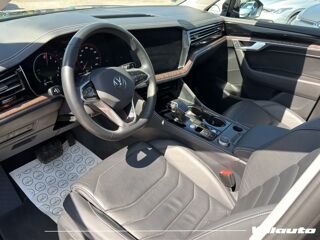 Touareg ELEGANCE 3.0 TSI 381CH HYBRIDE 2024 occasion 59930 La Chapelle-d'Armenti&egrave;res