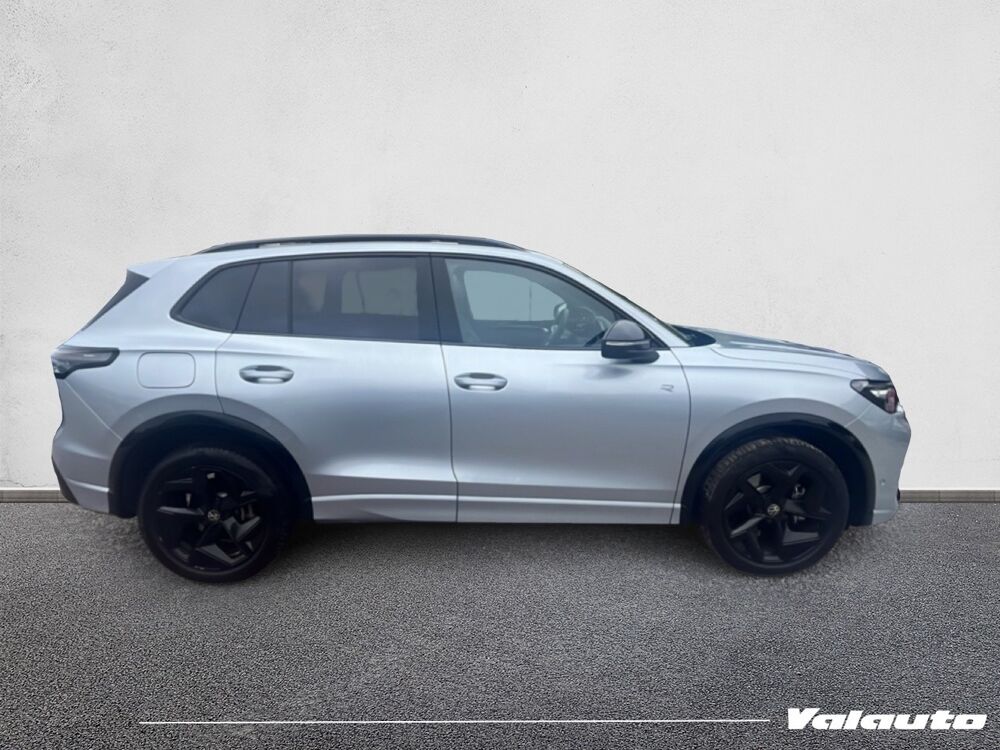 Tiguan R-LINE EXCLUSIVE EHYBRID 272CH DSG6 S... 2024 occasion 59720 Louvroil