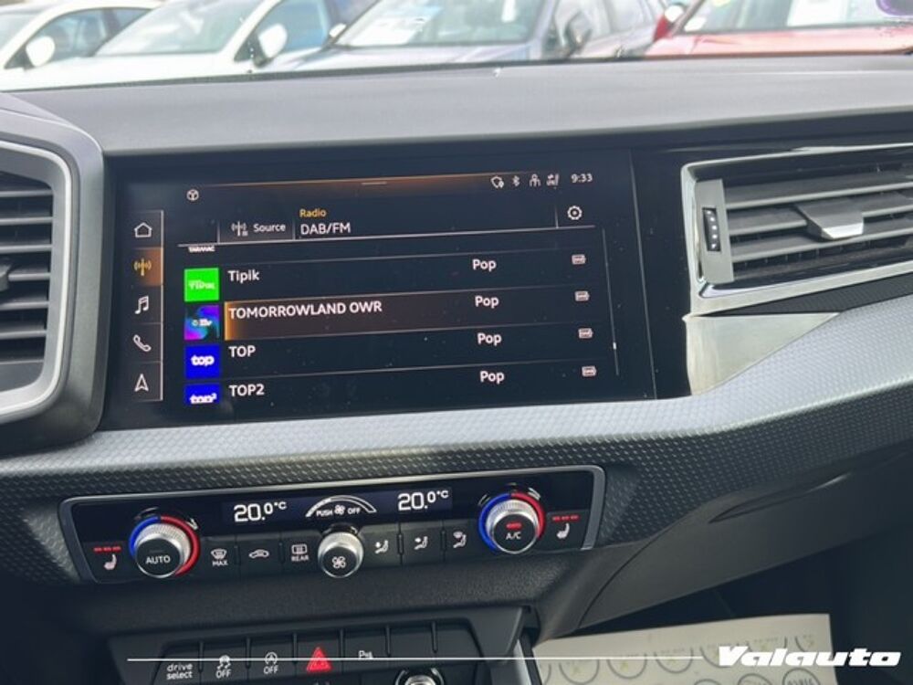 A1 ALLSTREET DESIGN LUXE 30 TFSI 1.0 110 S... 2022 occasion 59860 Bruay-sur-l'Escaut