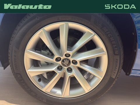 Kamiq CLEVER EDITION 1.0 TSI EVO 116CH DSG7 2026 occasion 59223 Roncq