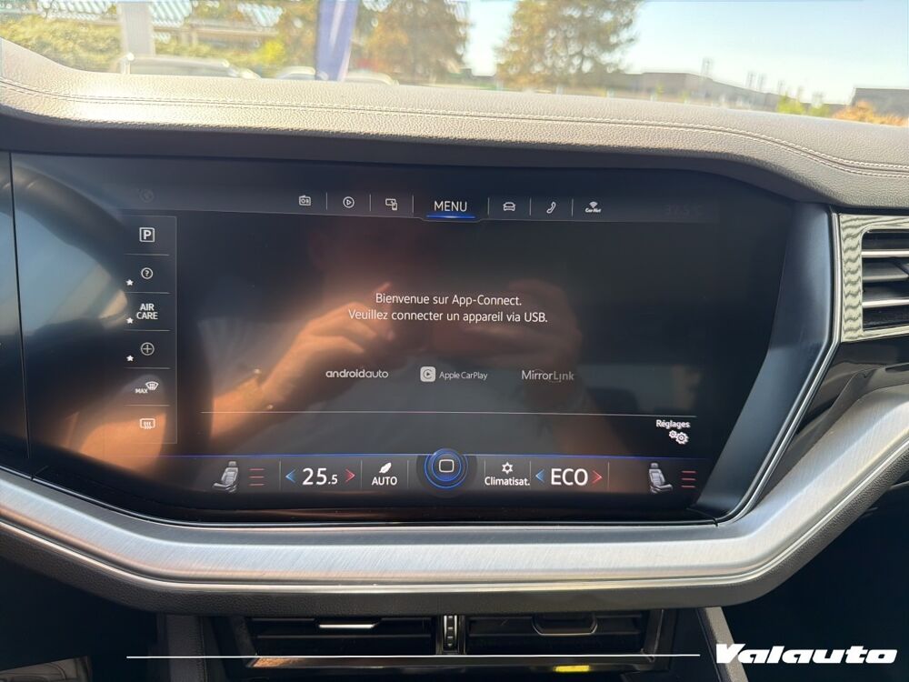 Touareg ELEGANCE 3.0 TSI 381CH HYBRID RECHAR... 2023 occasion 59930 La Chapelle-d'Armenti&egrave;res
