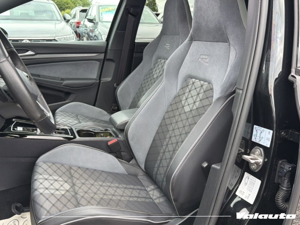 Golf R-LINE 1.5 ETSI 150CH DSG7 2024 occasion 59930 La Chapelle-d'Armenti&egrave;res