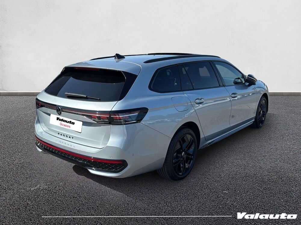 Passat NOUVELLE EHYBRID 272CH DSG6 R LINE 2025 occasion 59400 Cambrai