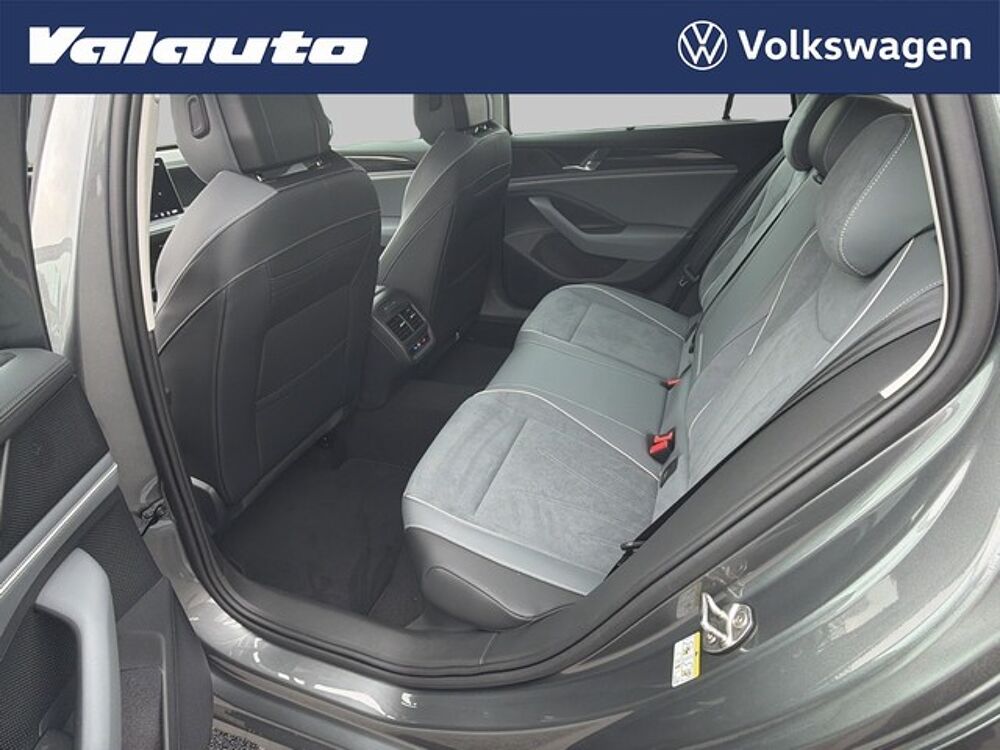 Passat SW EHYBRID 204CV 1.5 DSG6 LIFE PLUS 2025 occasion 59930 La Chapelle-d'Armenti&egrave;res