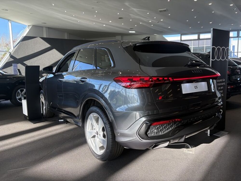 Q5 TFSI 204 HYBRIDE STRONIC7 QUATTRO S LINE 2025 occasion 59860 Bruay-sur-l'Escaut