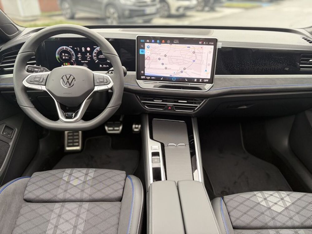 Passat R-LINE EHYBRID 272CH DSG6 2026 occasion 59223 Roncq