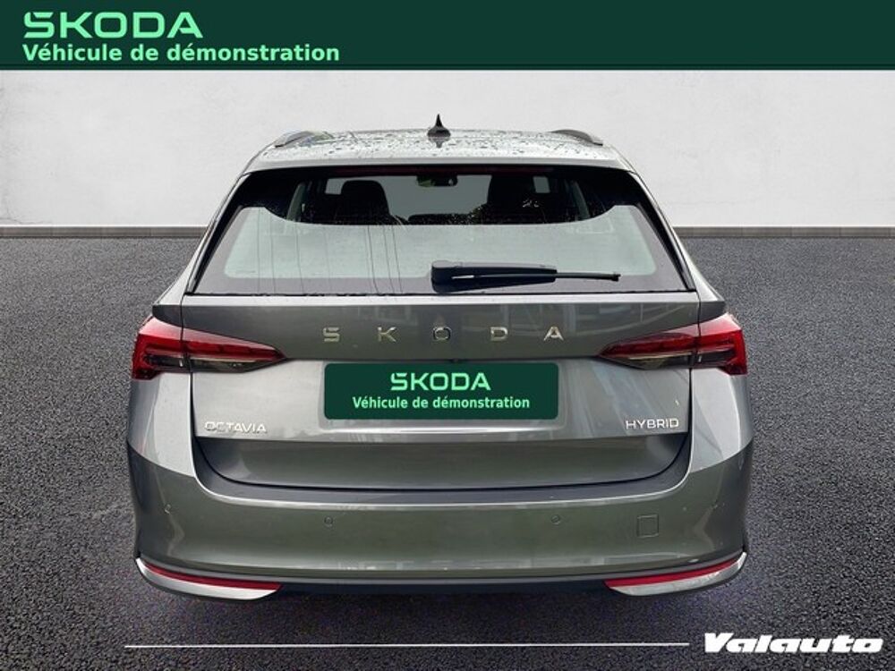 Octavia COMBI CLEVER 1.5 TSI 116 DSG7 HYBRID 2026 occasion 59223 Roncq