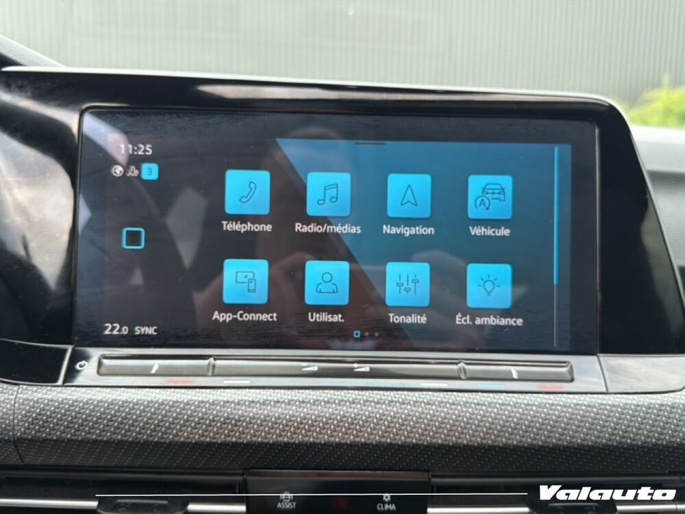 Golf R-LINE 1.5 ETSI 150CH DSG7 2024 occasion 59930 La Chapelle-d'Armenti&egrave;res