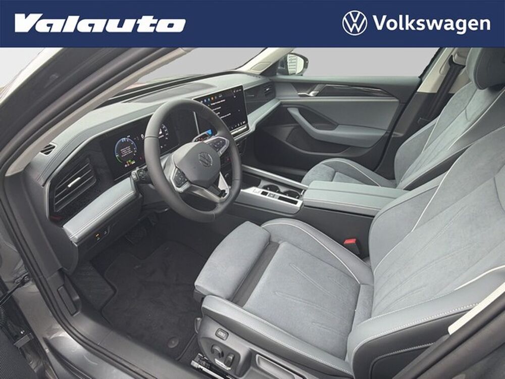 Passat SW EHYBRID 204CV 1.5 DSG6 LIFE PLUS 2025 occasion 59930 La Chapelle-d'Armenti&egrave;res