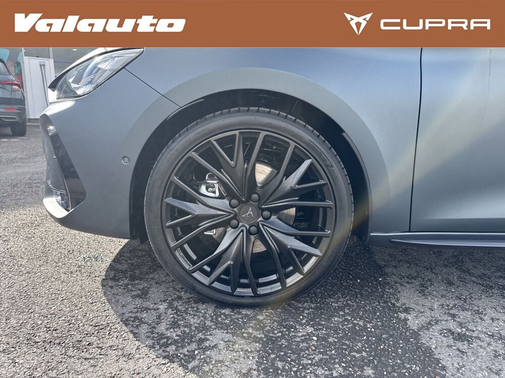 Leon CUPRA V 1.5 ETSI 150 CH DSG7 2026 occasion 59400 Cambrai