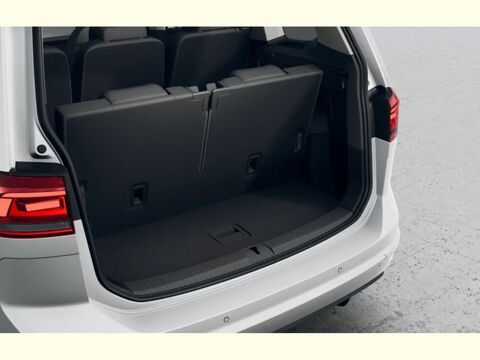 Touran 2.0 TDI 150 CH DSG7 VW EDITION 7 PLACES 2026 occasion 59930 La Chapelle-d'Armenti&egrave;res