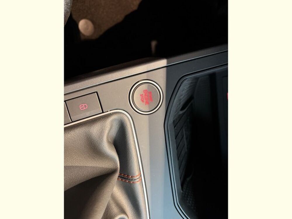 Arona FR BLACK EDITION 1.0 TSI 95 CH BVM5 2026 occasion 59223 Roncq