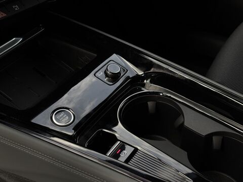 Q3 E HYBRID 272 CH S TRONIC 6 45 TFSIE SLINE 2025 occasion 59860 Bruay-sur-l'Escaut