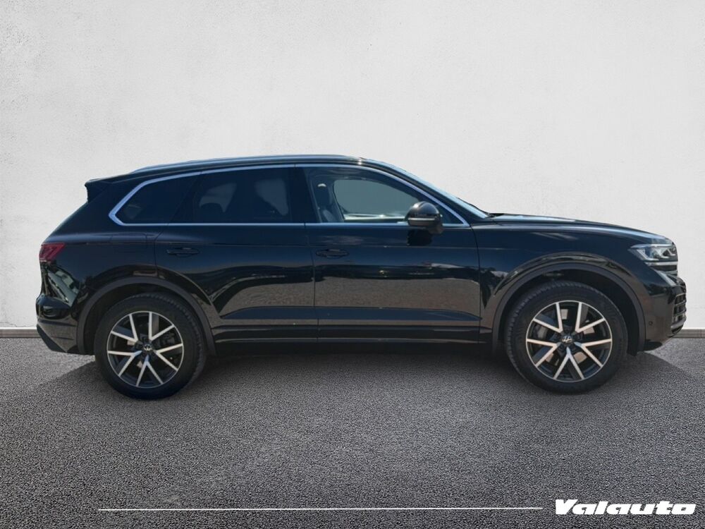 Touareg ELEGANCE 3.0 TSI 381CH HYBRIDE 2024 occasion 59930 La Chapelle-d'Armenti&egrave;res