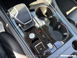 Touareg ELEGANCE 3.0 TSI 381CH HYBRIDE 2024 occasion 59930 La Chapelle-d'Armenti&egrave;res