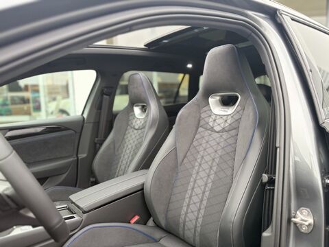 Passat R-LINE EHYBRID 272CH DSG6 2026 occasion 59223 Roncq