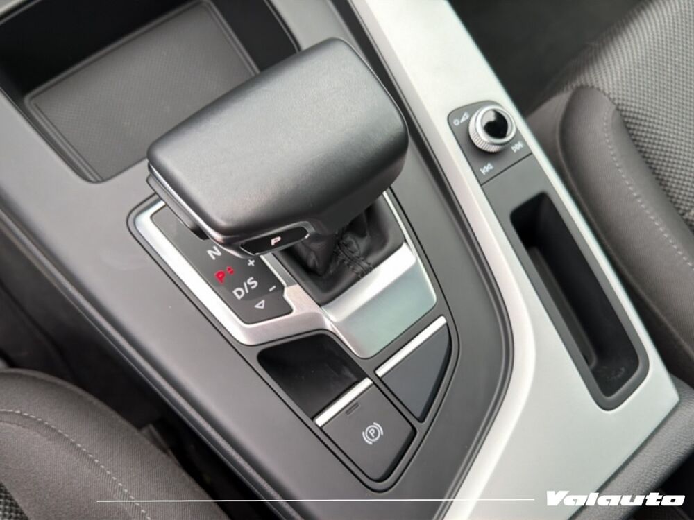 A4 BUSINESS EXECUTIVE 35 TFSI S-TRONIC 2024 occasion 59860 Bruay-sur-l'Escaut
