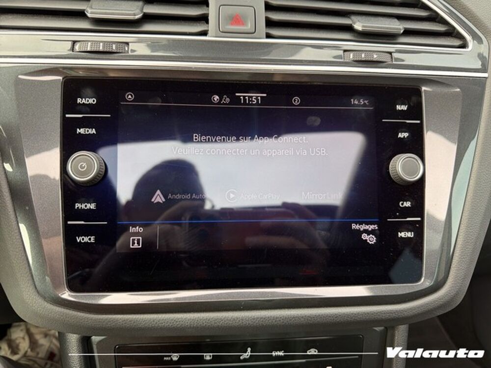 Tiguan ELEGANCE PHEV 1.4 TSI 245CH DSG6 2023 occasion 59930 La Chapelle-d'Armenti&egrave;res