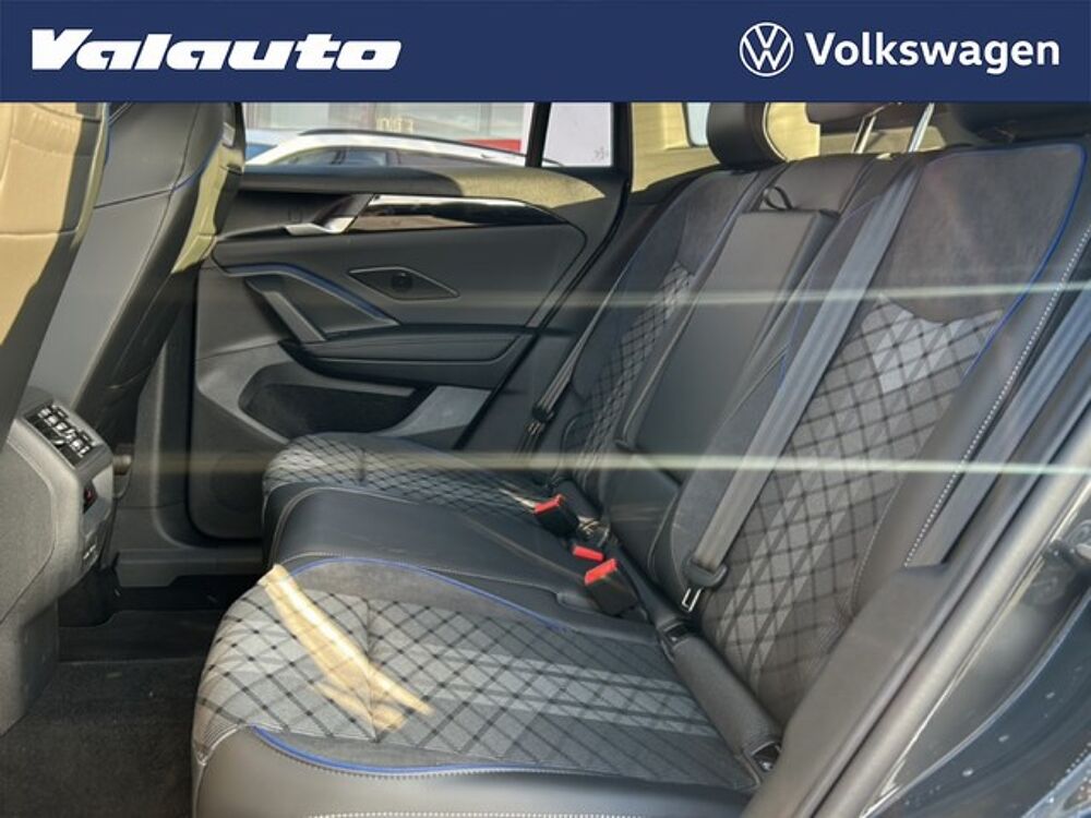 Tiguan NOUVEAU 1.5 ETSI 150CH DSG7 R LINE 2026 occasion 62217 Beaurains