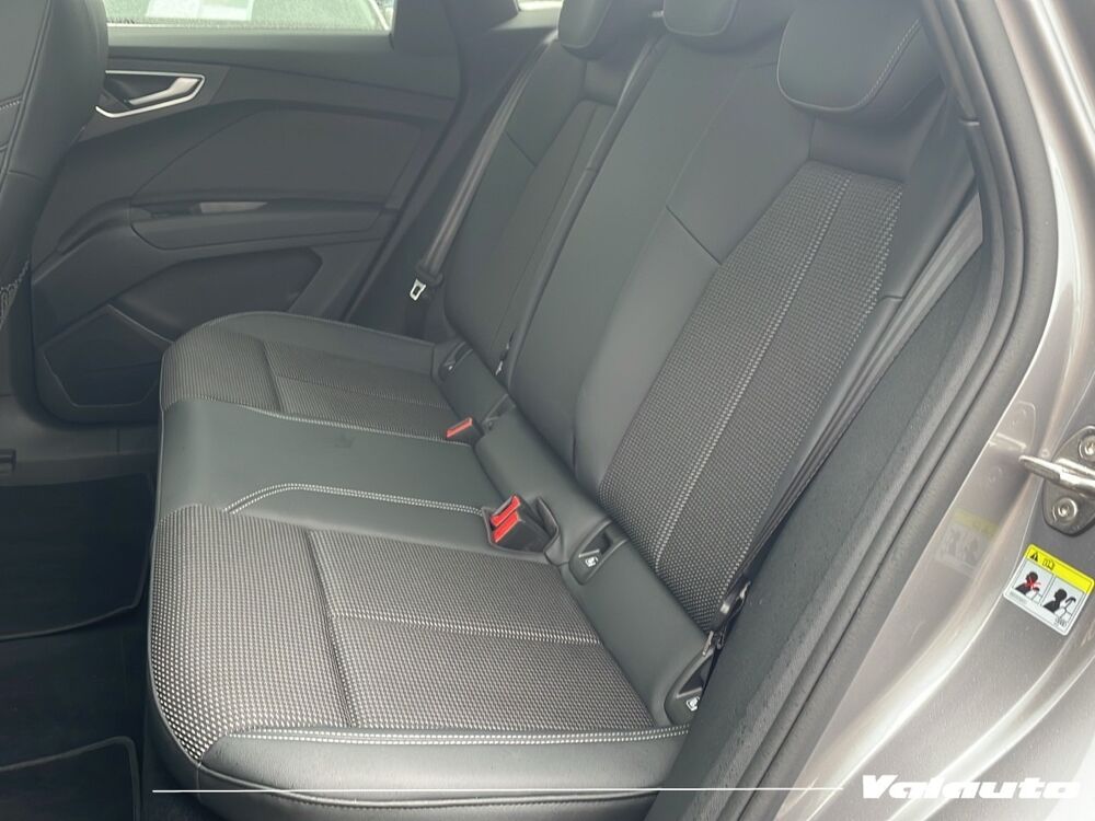 Q4 SPORTBACK E-TRON S LINE 40 204CH SOH 92 2022 occasion 59930 La Chapelle-d'Armenti&egrave;res