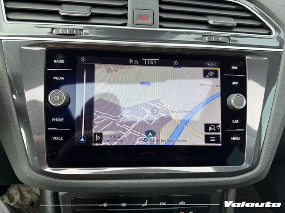 Tiguan ELEGANCE PHEV 1.4 TSI 245CH DSG6 2023 occasion 59930 La Chapelle-d'Armenti&egrave;res