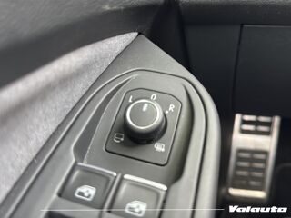 Golf 1.5 ETSI MILD HYBRID 130 DSG7 R LINE 2024 occasion 59223 Roncq