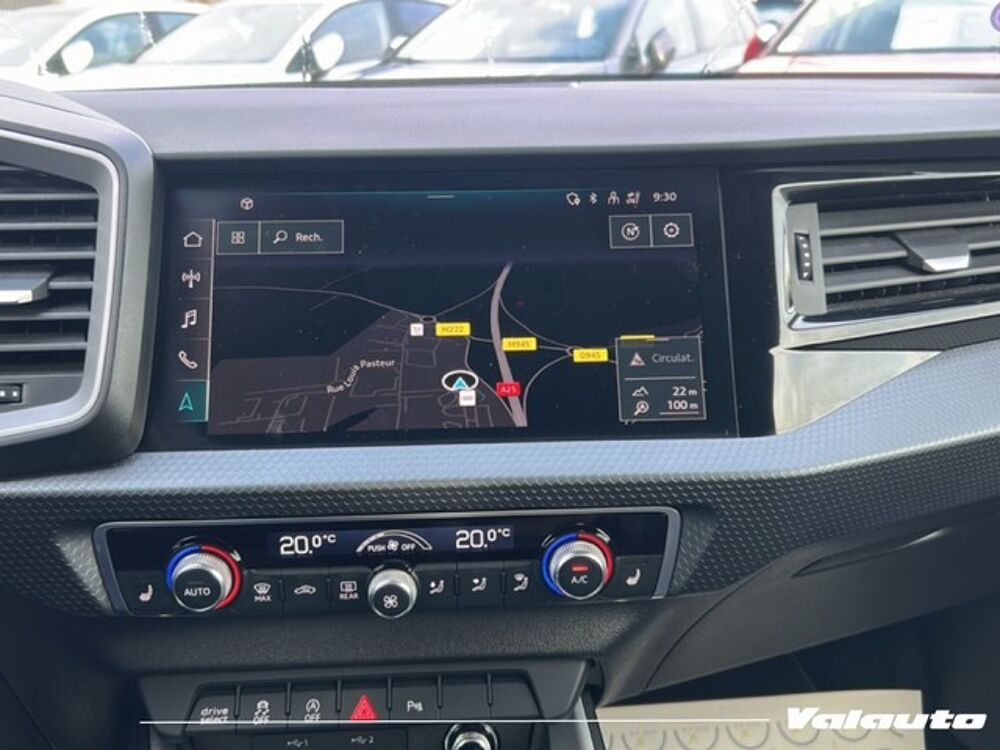 A1 ALLSTREET DESIGN LUXE 30 TFSI 1.0 110 S... 2022 occasion 59860 Bruay-sur-l'Escaut