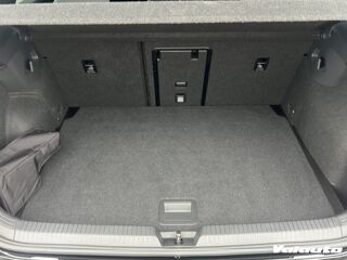 Golf R-LINE 1.5 ETSI 150CH DSG7 2024 occasion 59930 La Chapelle-d'Armenti&egrave;res
