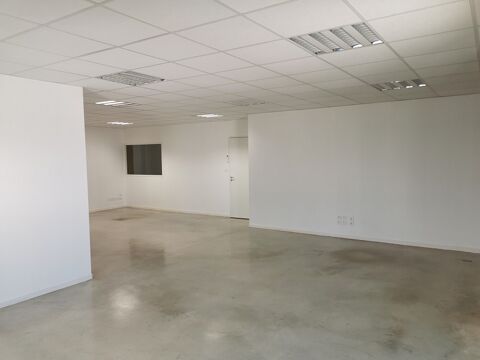 Bureaux Vide 45 m² 375 31700 Beauzelle