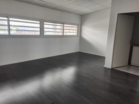 Local commercial 110 m² 1329 31470 Fonsorbes