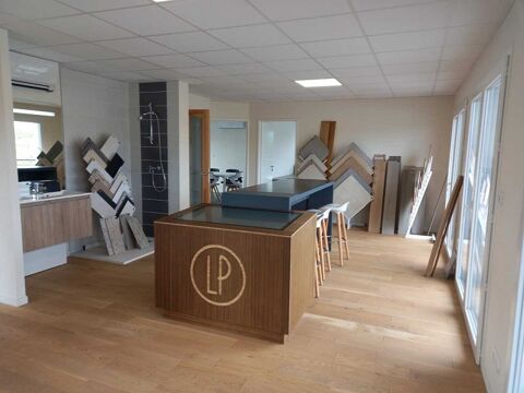 Local commercial 50 m² 1200 33380 Biganos