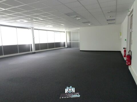   Bureaux Vide 168 m 