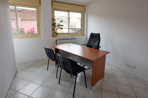 Bureaux Meublé 30 m² 455 31400 Toulouse