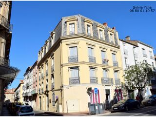  Immeuble  vendre 15 + pices 455 m