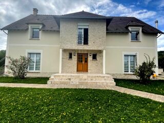  Maison  vendre 12 pices 380 m