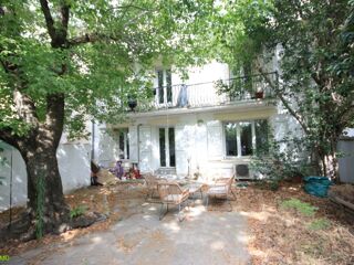  Immeuble  vendre 9 pices 162 m