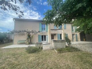  Maison  vendre 9 pices 200 m