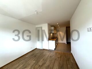  Appartement  vendre 2 pices 