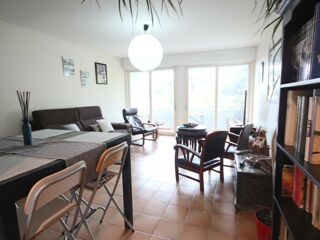  Appartement  vendre 2 pices 64 m